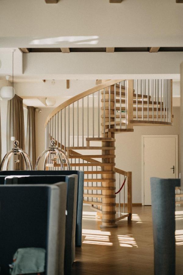 Hotel & Spa Trzy Wyspy ชวีโนวิชแจ ภายนอก รูปภาพ
