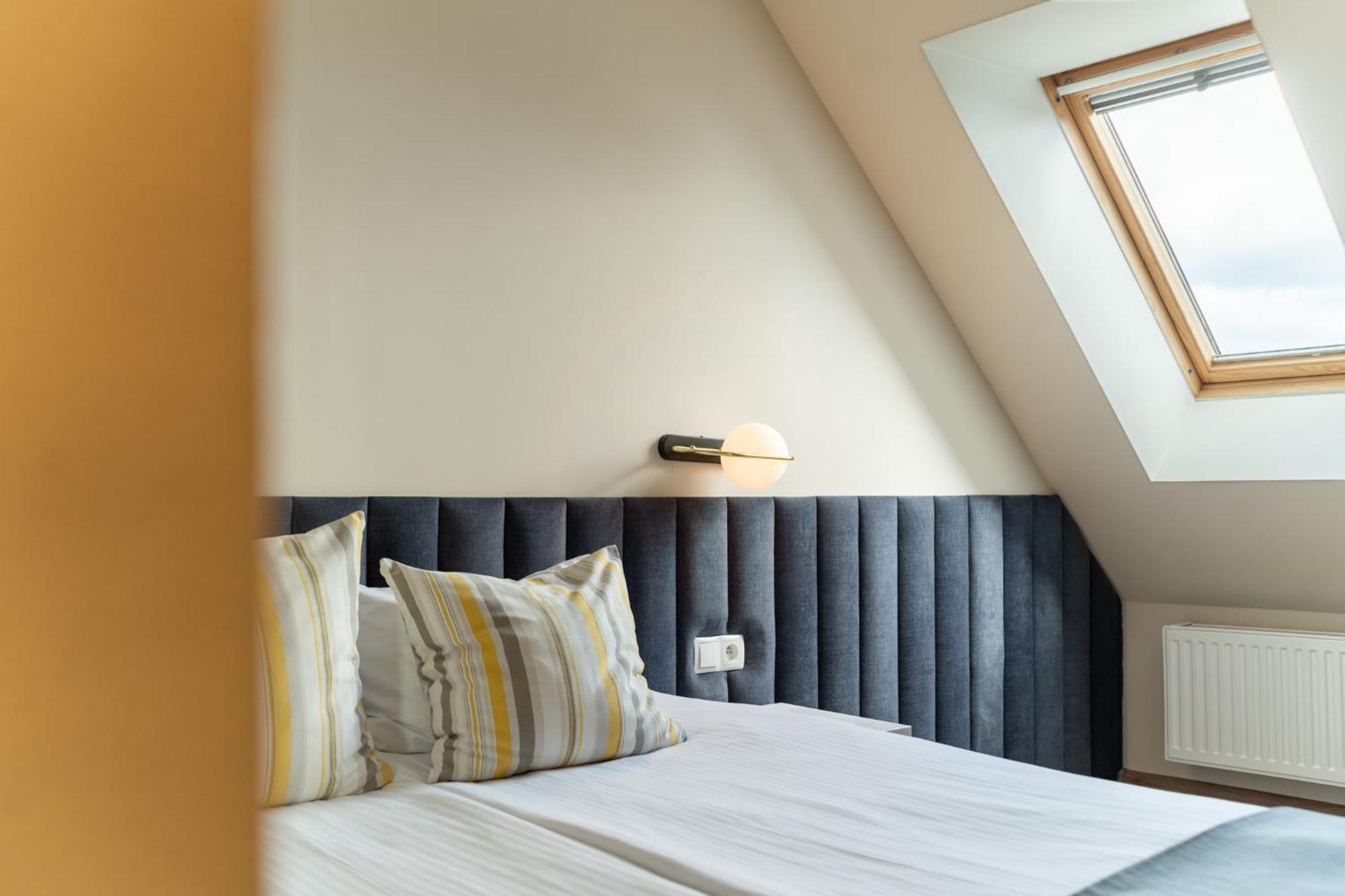 Hotel & Spa Trzy Wyspy ชวีโนวิชแจ ภายนอก รูปภาพ